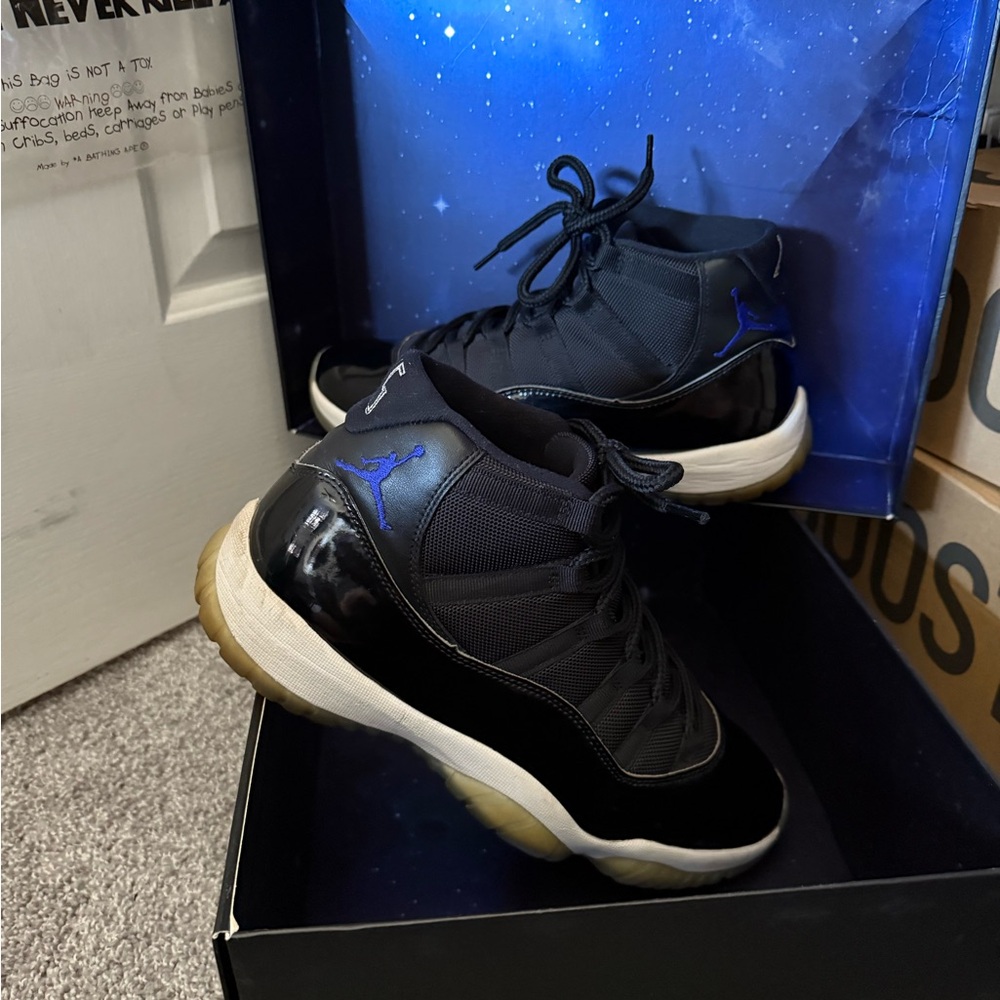 SPACE JAM 11 Jordan Men's Black and Blue Sneakers